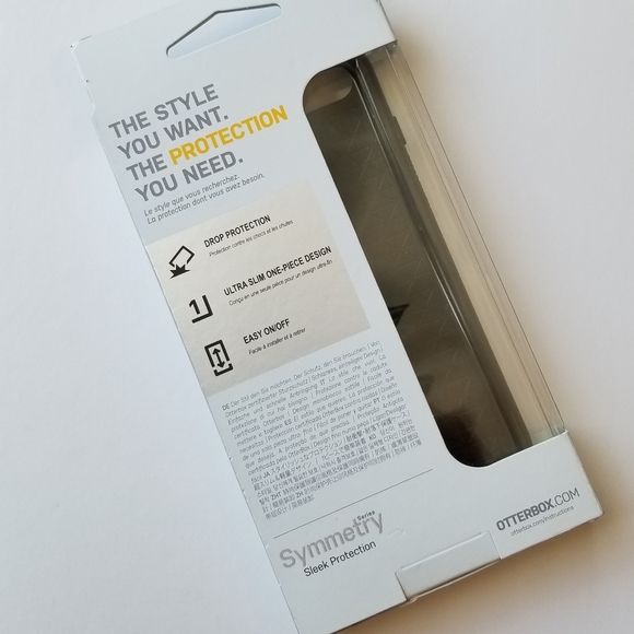 ❗OtterBox iPhone 7 Plus, Date Night  Black and White Polka Dot Case❗ - Picture 6 of 6